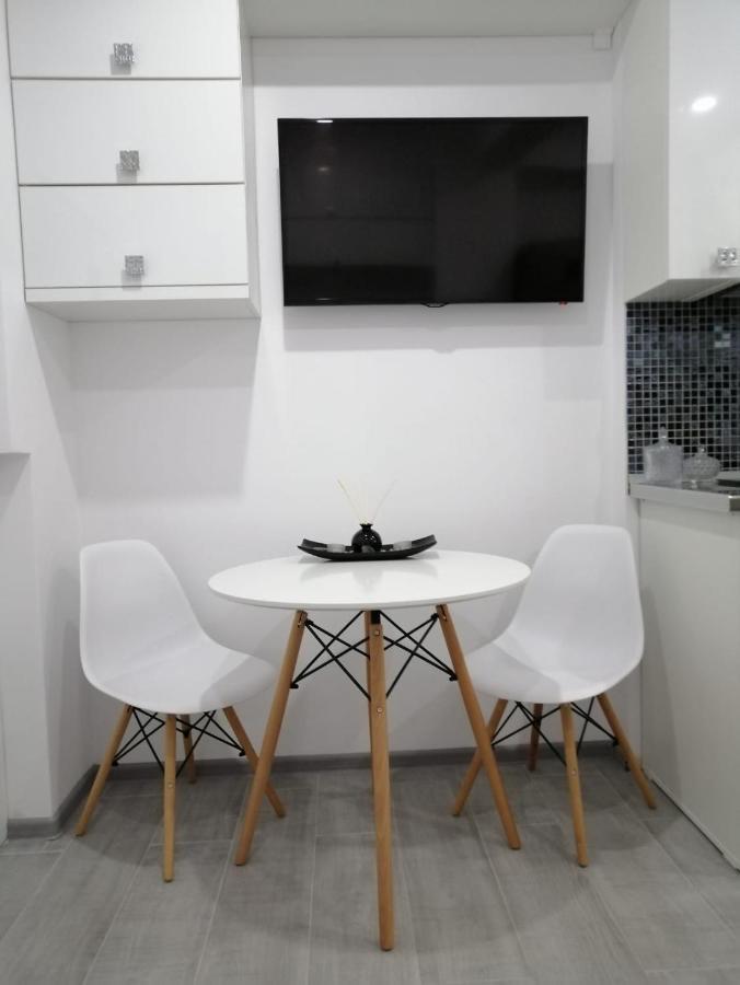 Nemo Apartment Năvodari Екстериор снимка
